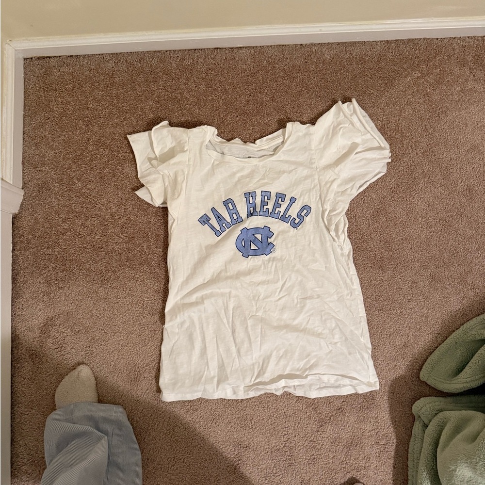 Women's White Tar Heels Short Sleeve Tee